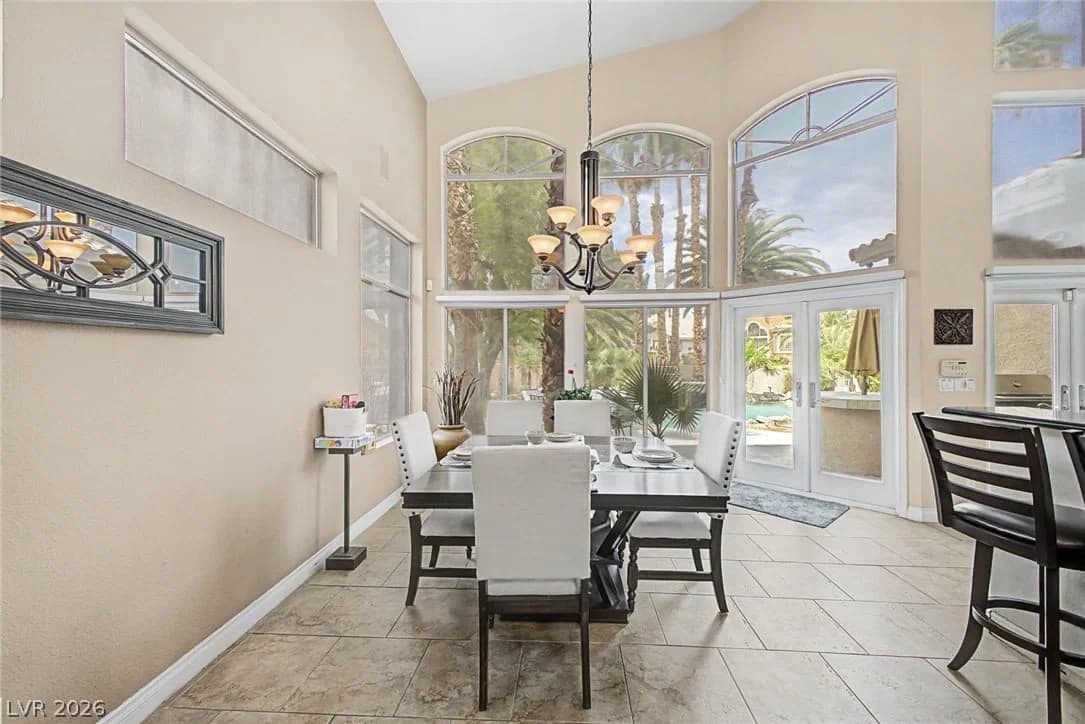 109 Weatherwood Court photo 4
