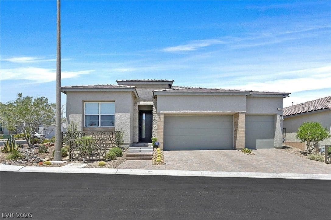 10130 Copper Meadow Avenue photo 3