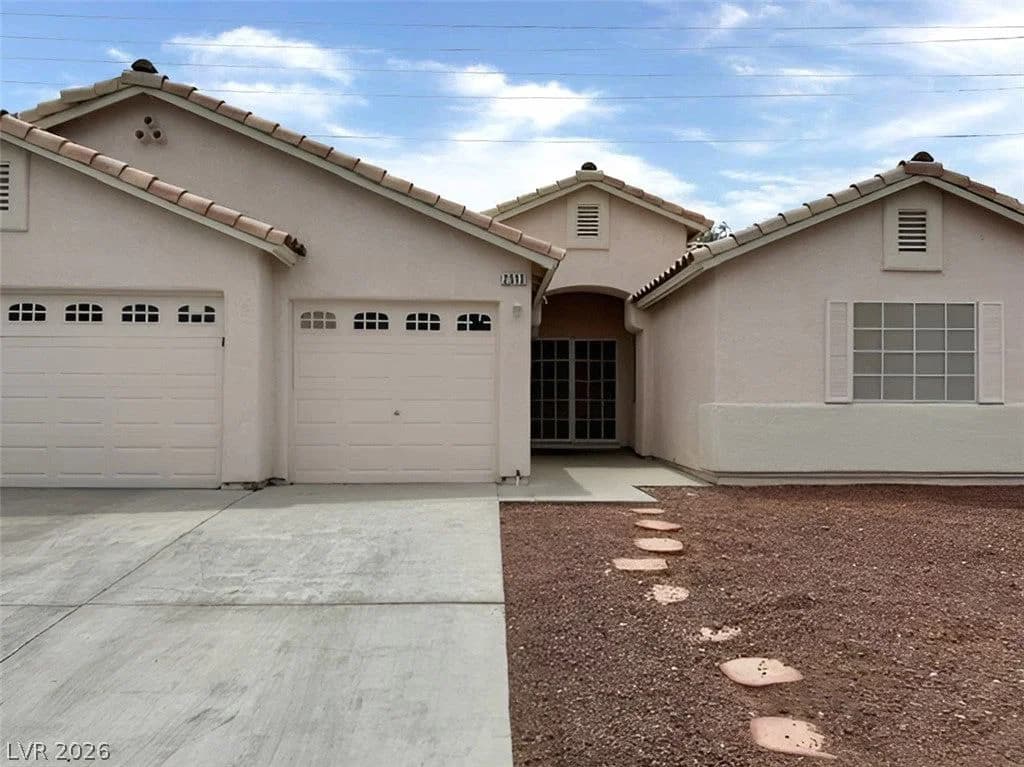 2513 Torch Avenue photo 3