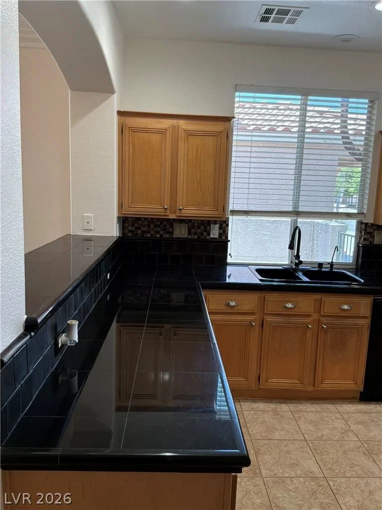 2413 Brockton Way photo 3