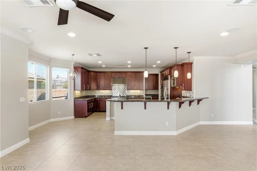 6644 Natalia Court photo 5