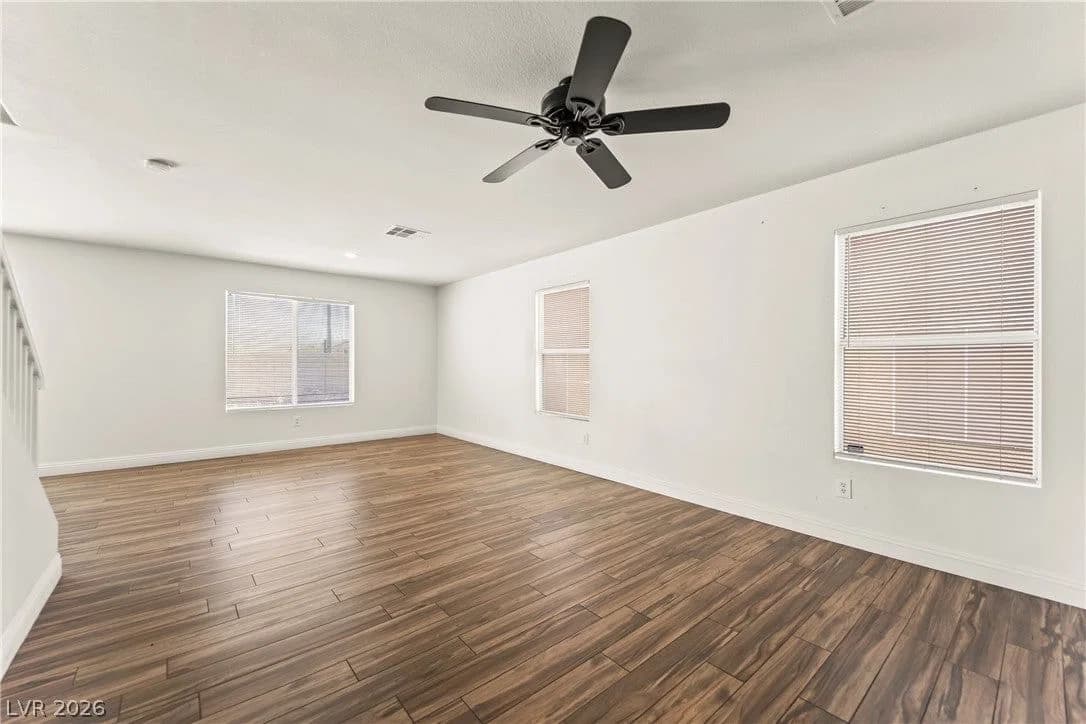 8708 Majestic Pine Avenue photo 5
