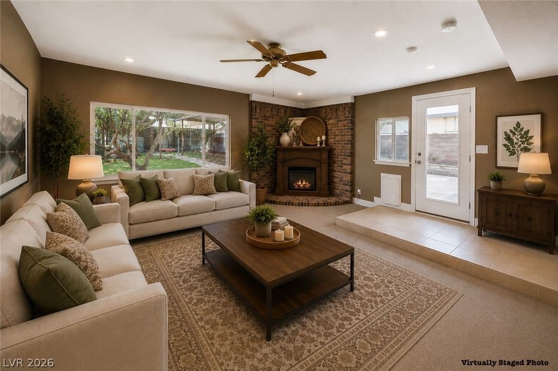 712 Aztec Place photo 3