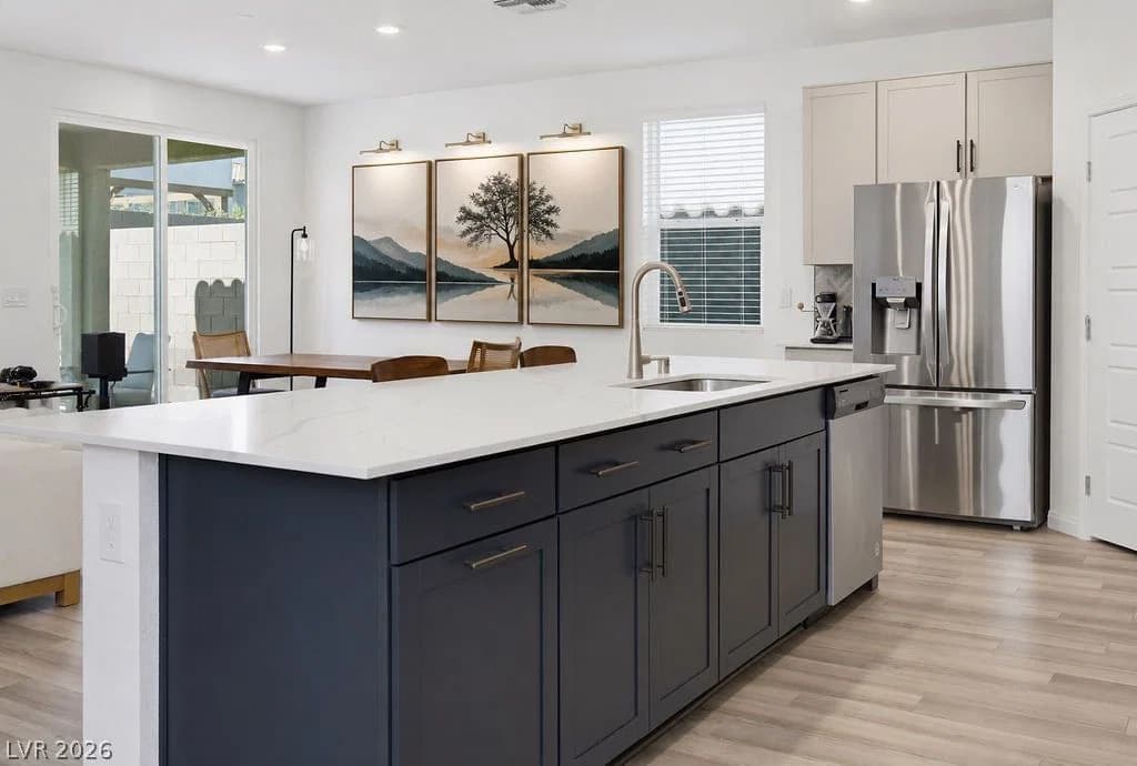 9343 Franconia Avenue photo 4