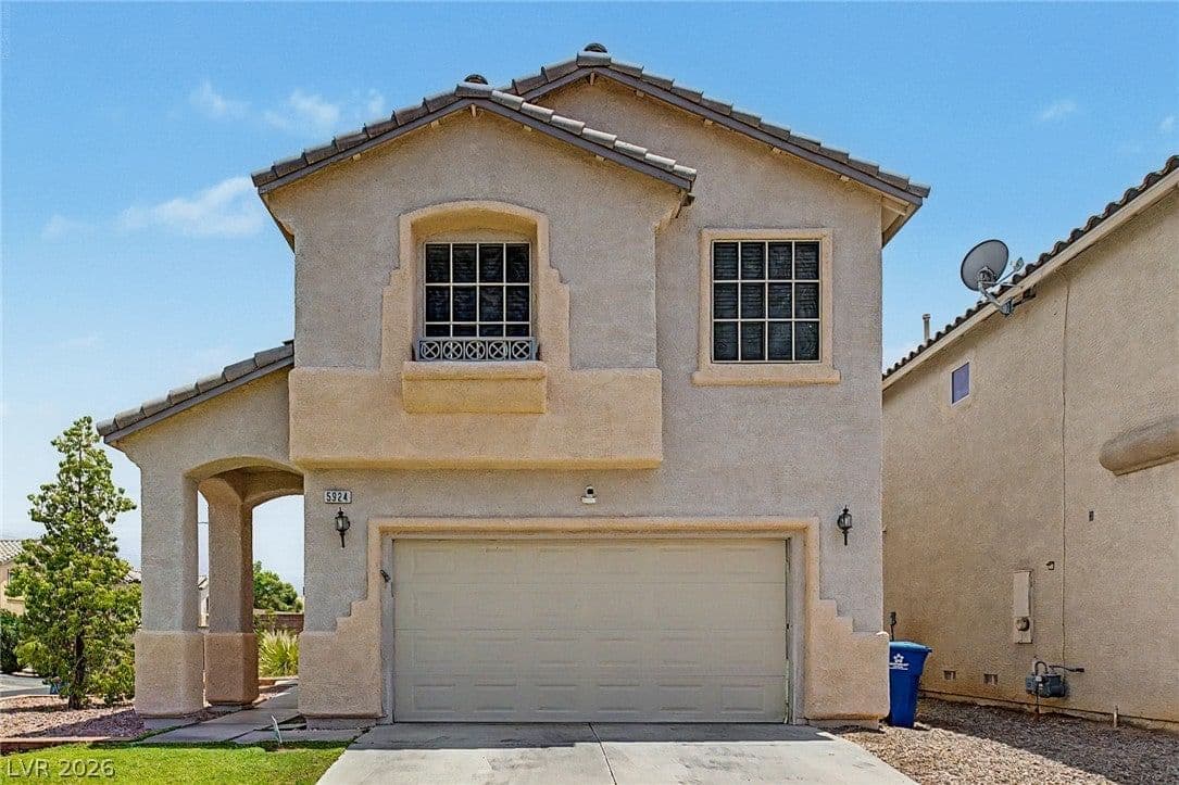 5924 Moondance Court photo 2