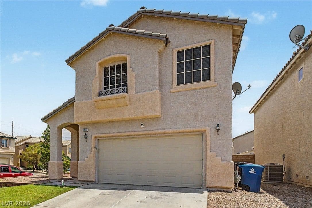 5924 Moondance Court photo 4