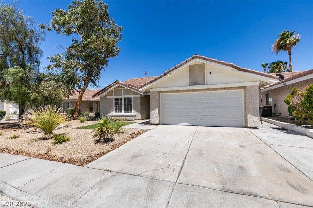 272 Grand Teton Drive photo 2