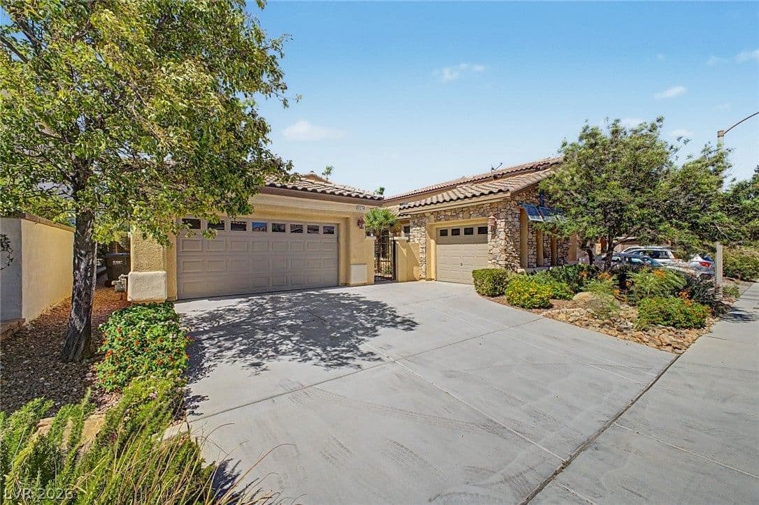 8274 Cupertino Heights Way photo 2