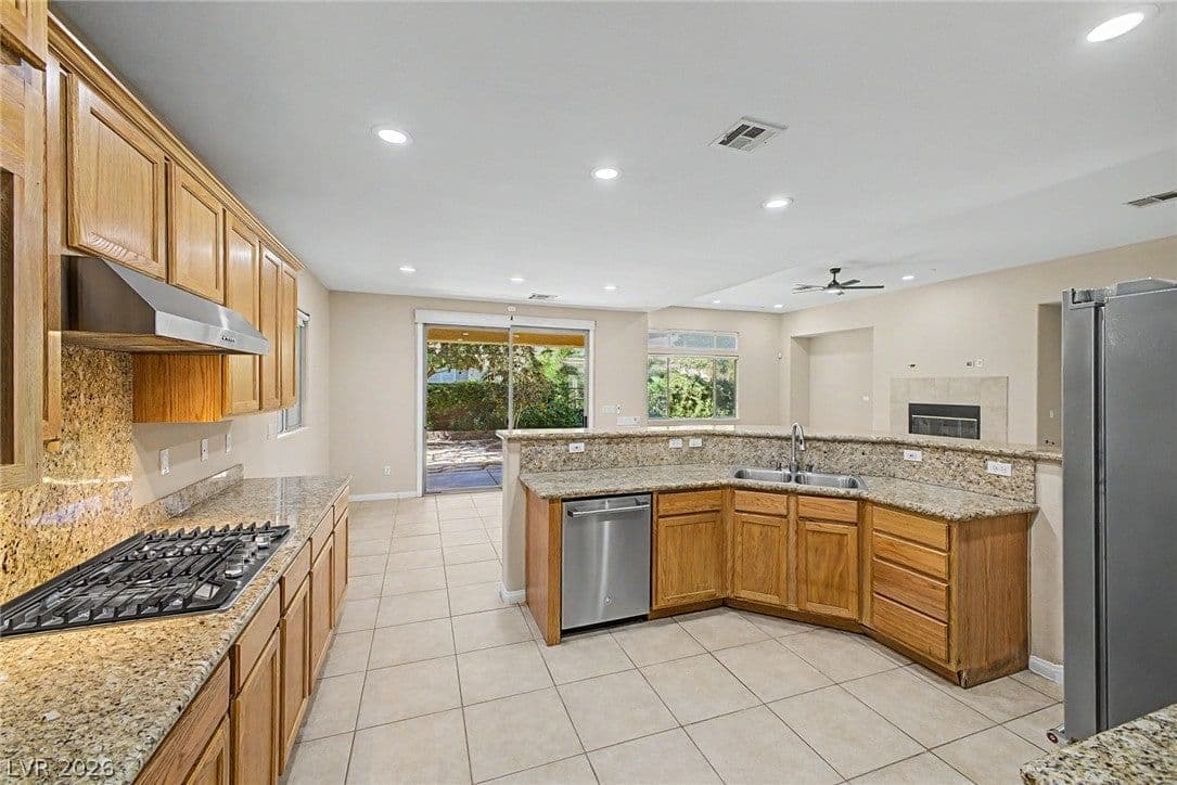 8274 Cupertino Heights Way photo 5
