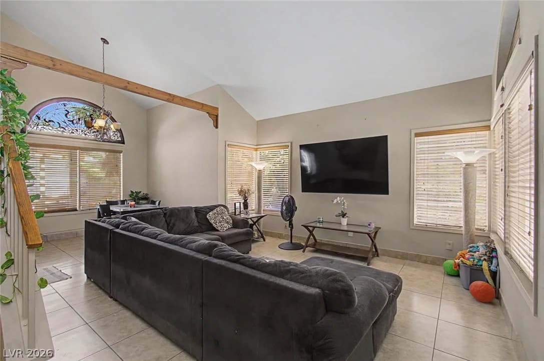 1340 Red Hollow Drive photo 2
