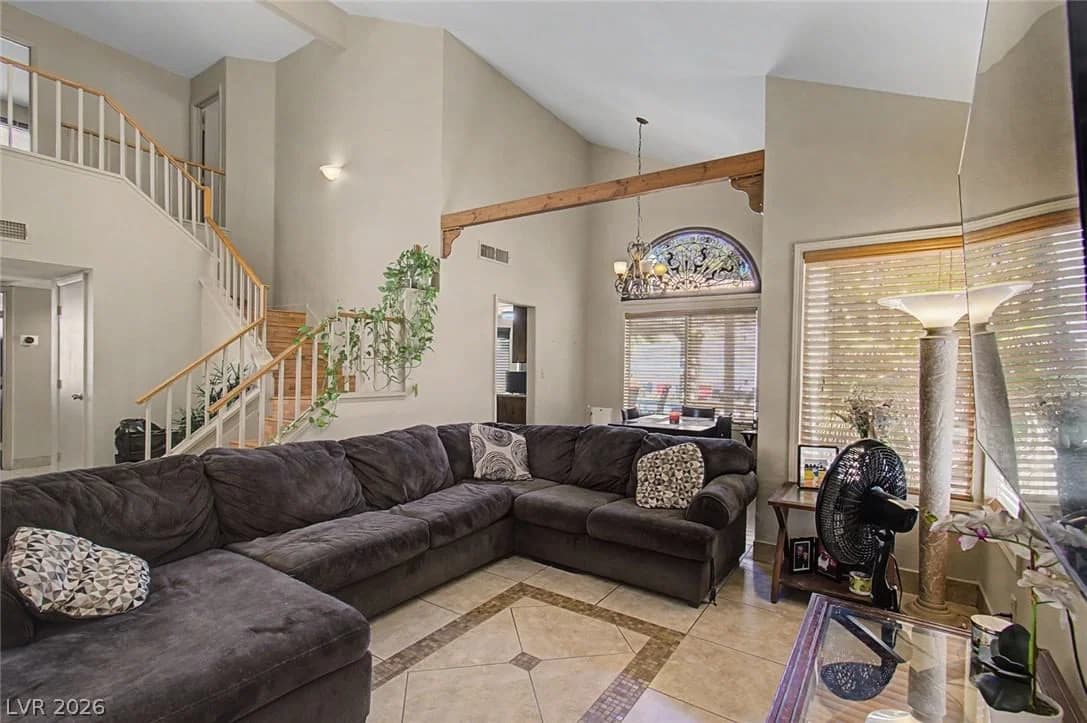 1340 Red Hollow Drive photo 3