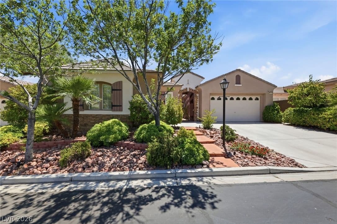 10545 Garden Light Drive photo 2