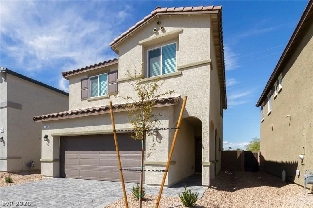 4688 Admiral Cliffs Avenue photo 3