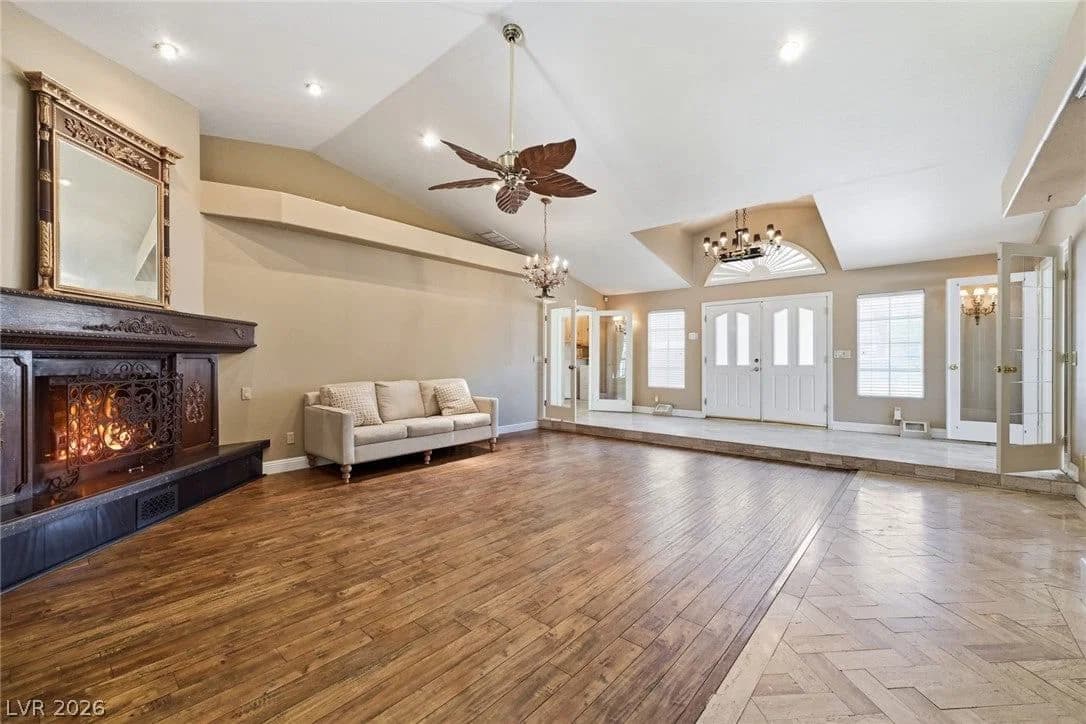 6040 Monte Cristo Way photo 5