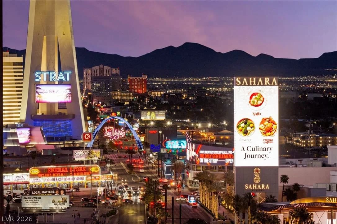 2700 Las Vegas Boulevard photo 2
