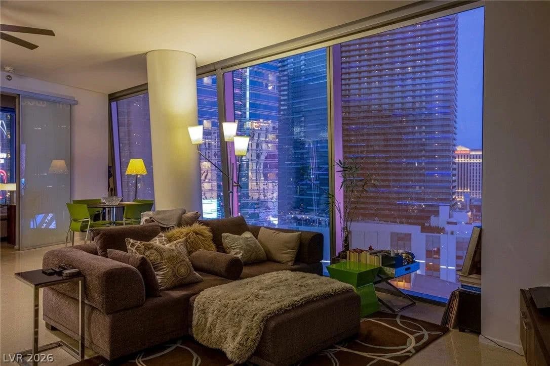 3726 Las Vegas Boulevard photo 3
