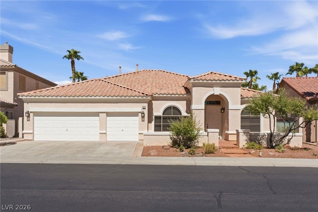 212 Cliff Valley Drive photo 4