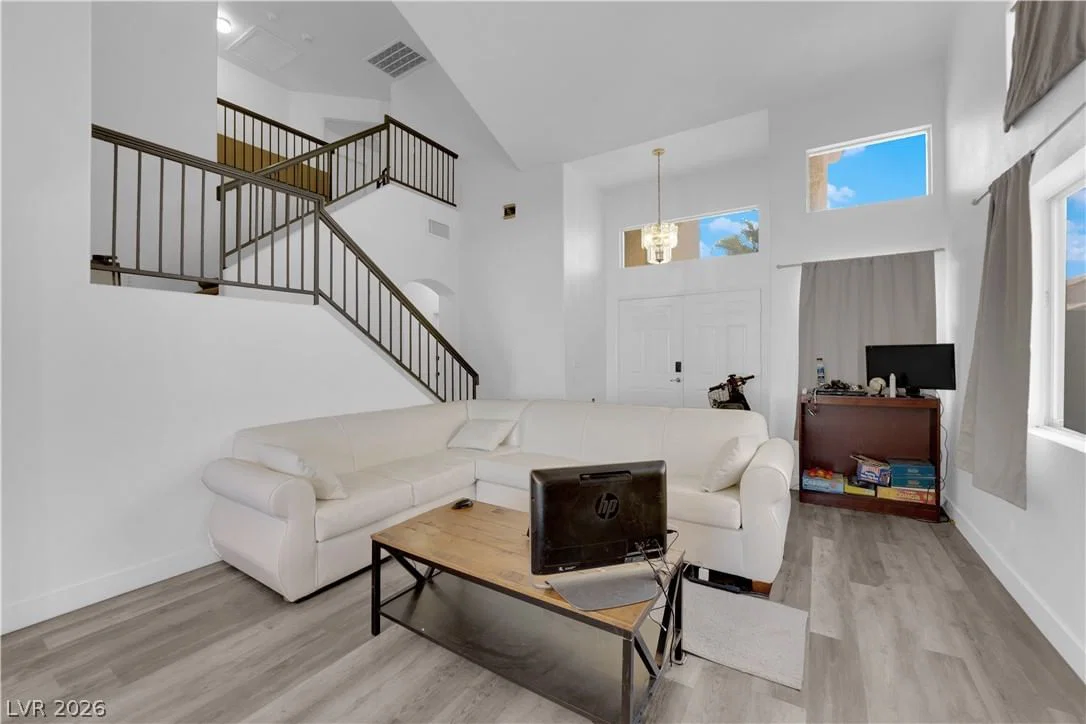 2196 Pescara Court photo 3