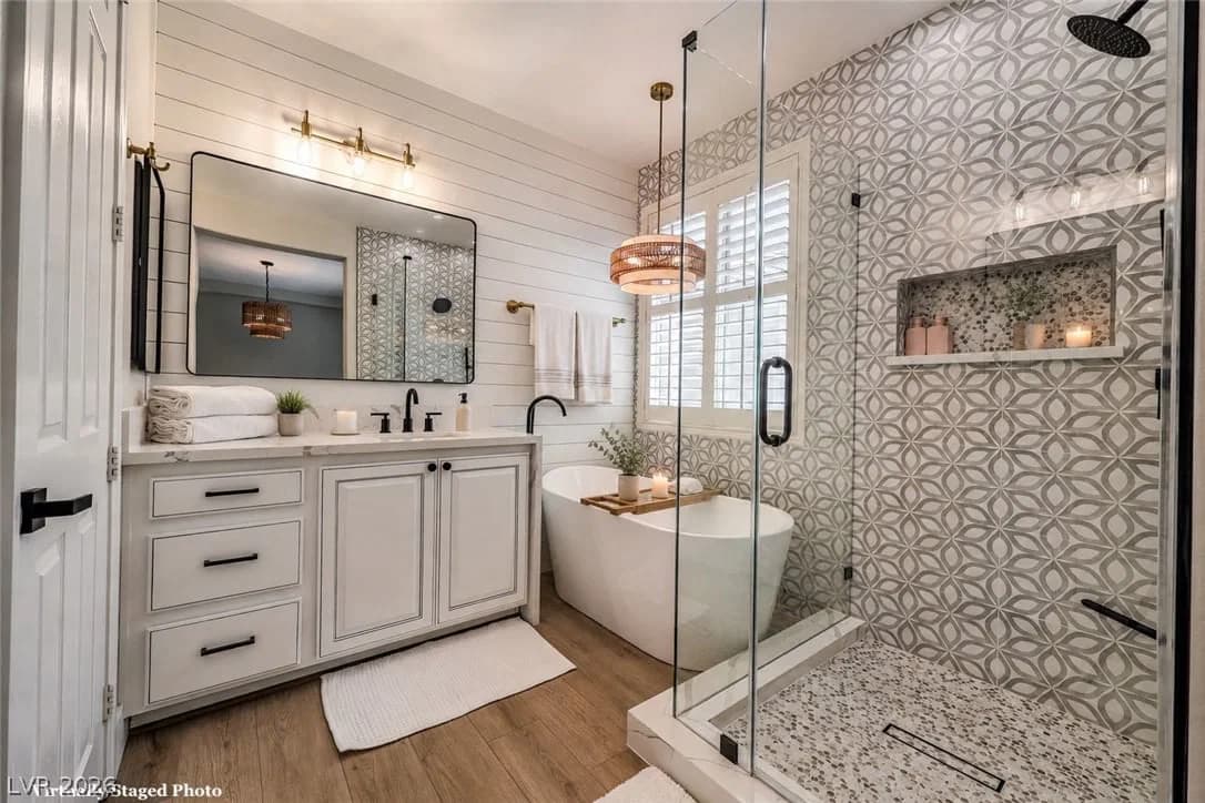 1061 Ambrosia Drive photo 2