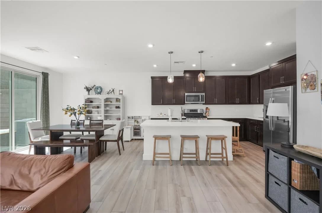 681 Infinity Ridge Street photo 3