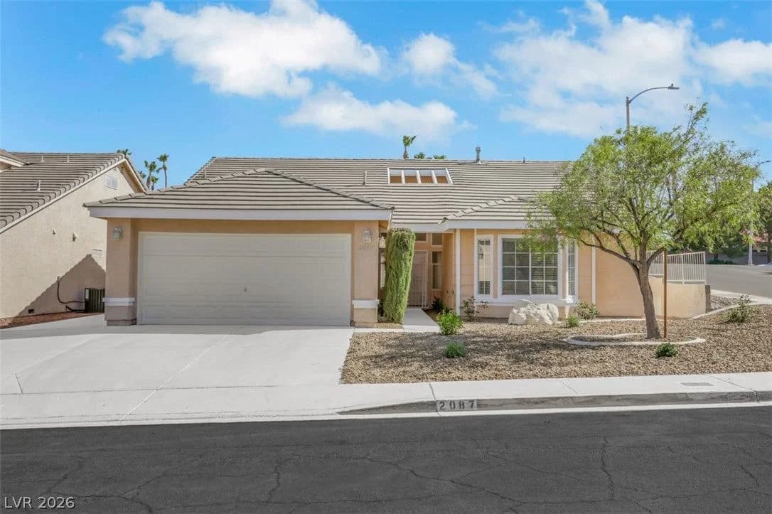 2087 Angel Falls Drive photo 3
