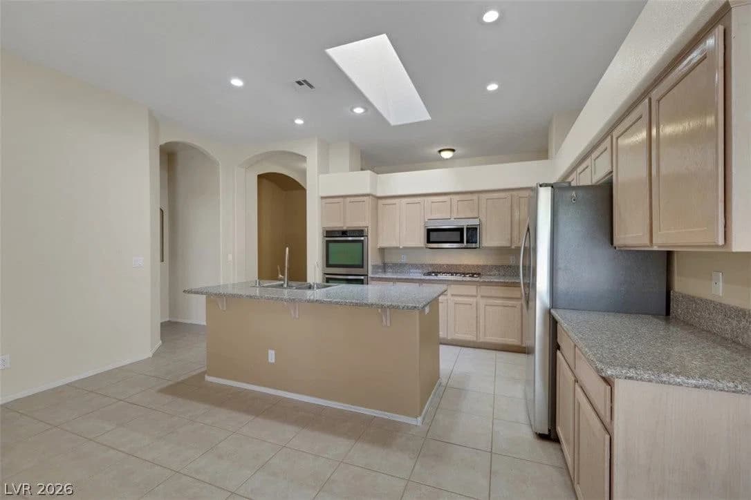 10412 FALLS CHURCH Avenue photo 5