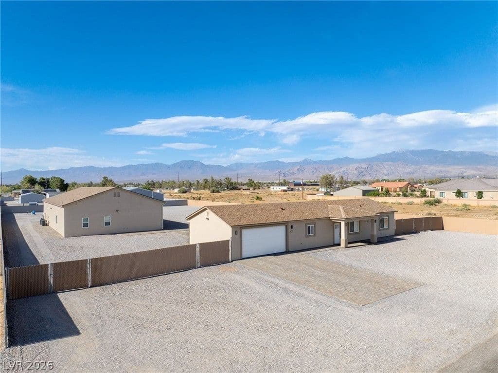 1310 Carson Street photo 2