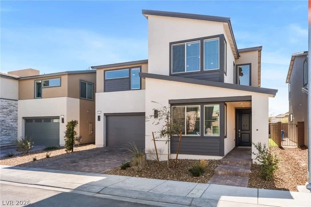 1305 Crimson Sunbird Avenue photo 3