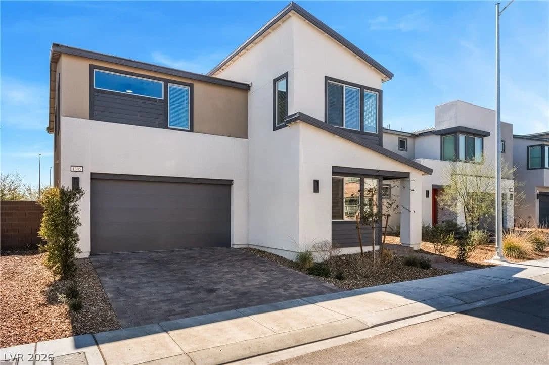 1305 Crimson Sunbird Avenue photo 2