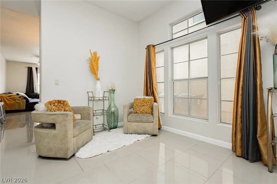 2632 Rainbow Glow Street photo 2