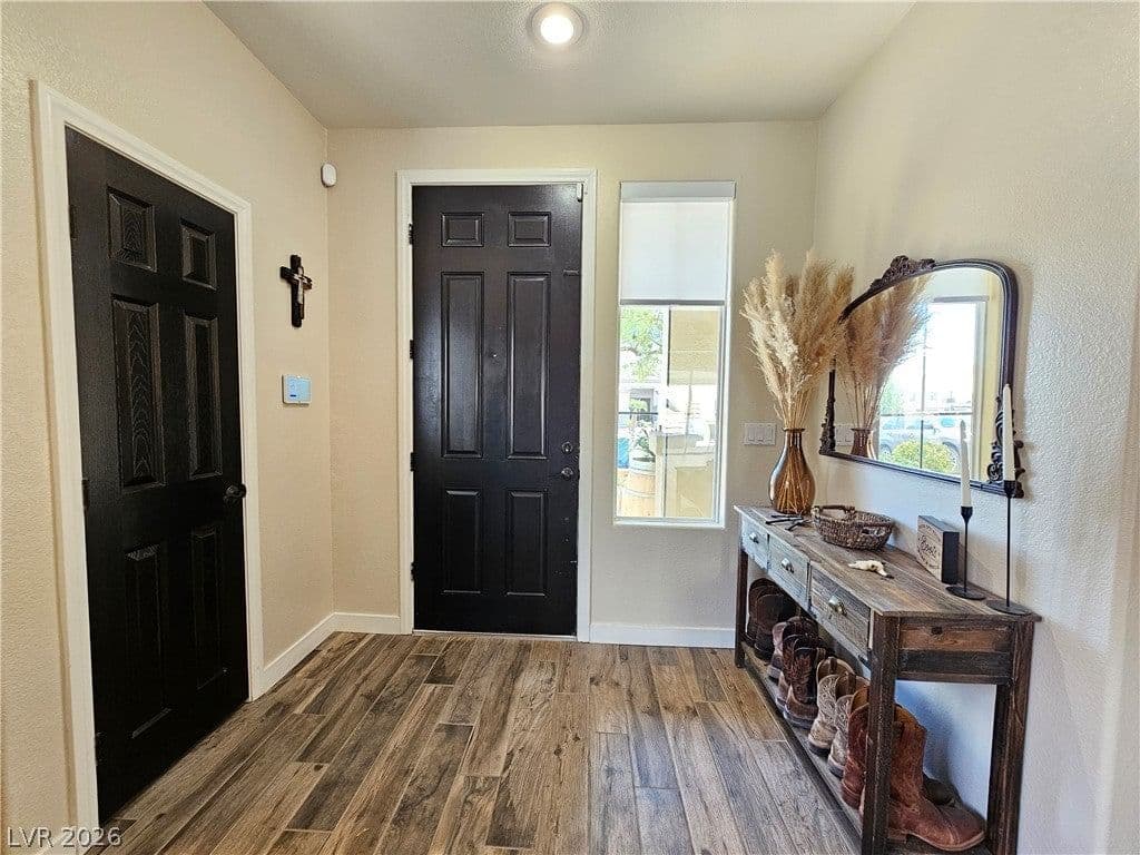 8073 Villa Pulido Street photo 2