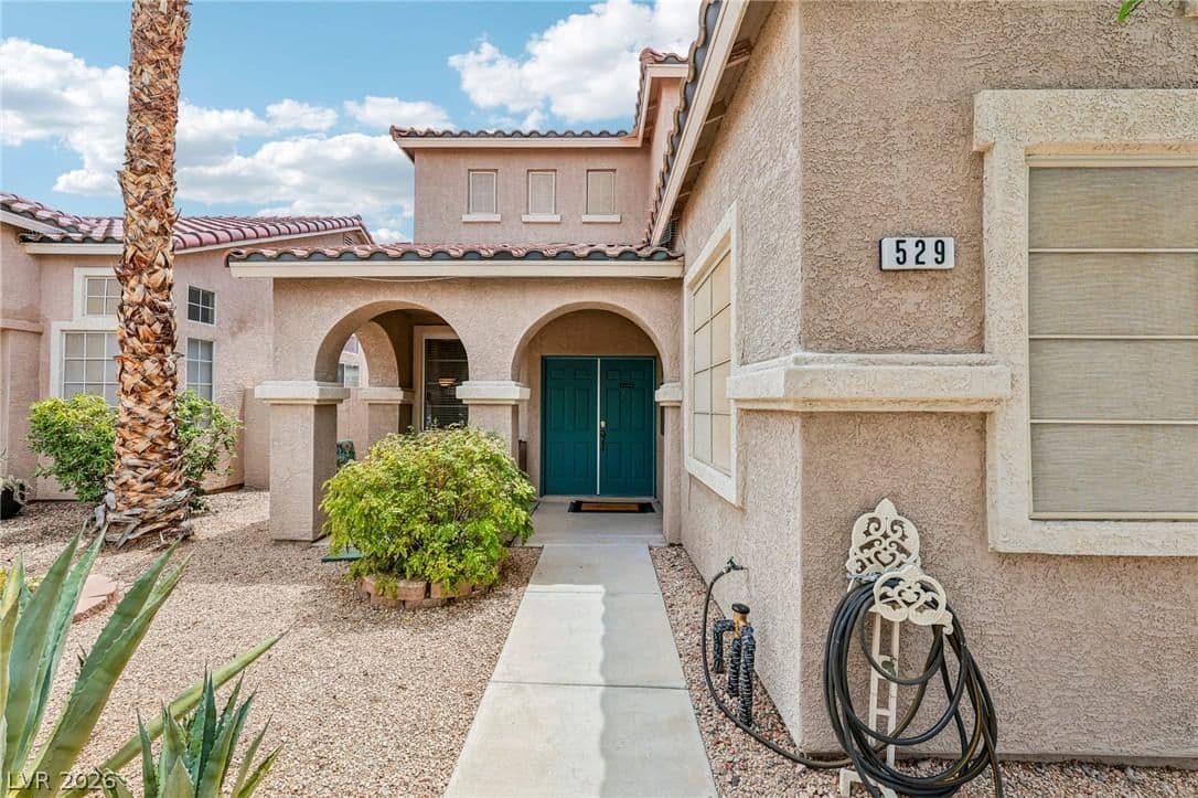 529 Clement Court photo 4
