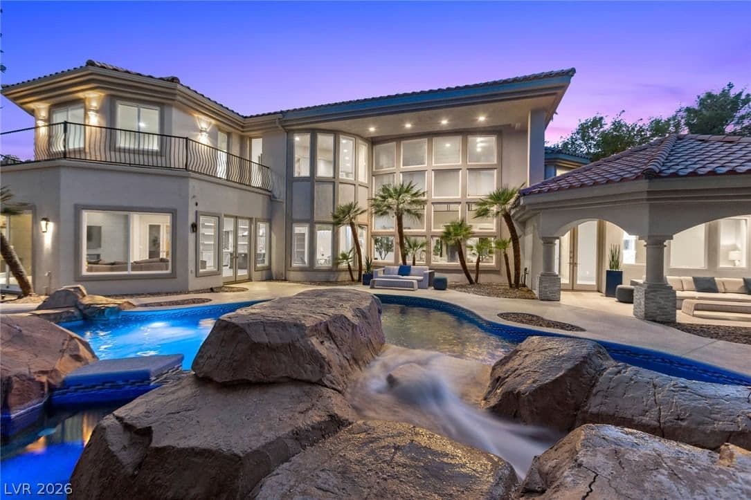 1912 Redbird Drive