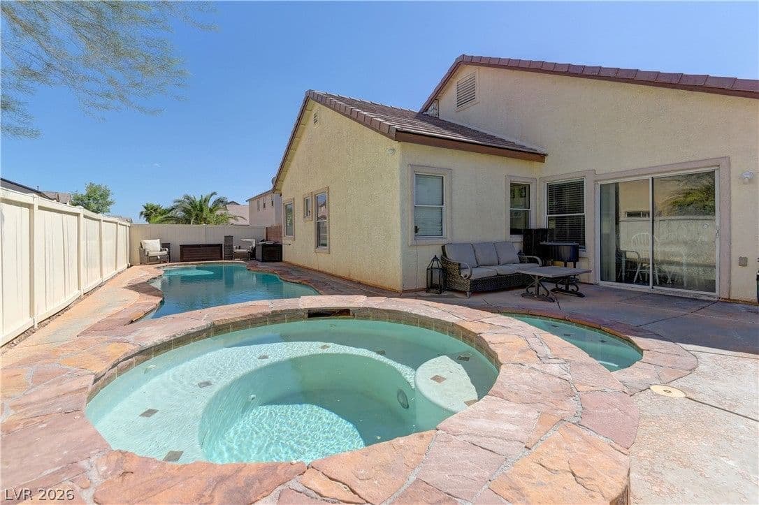 5320 Sweet William Street photo 2