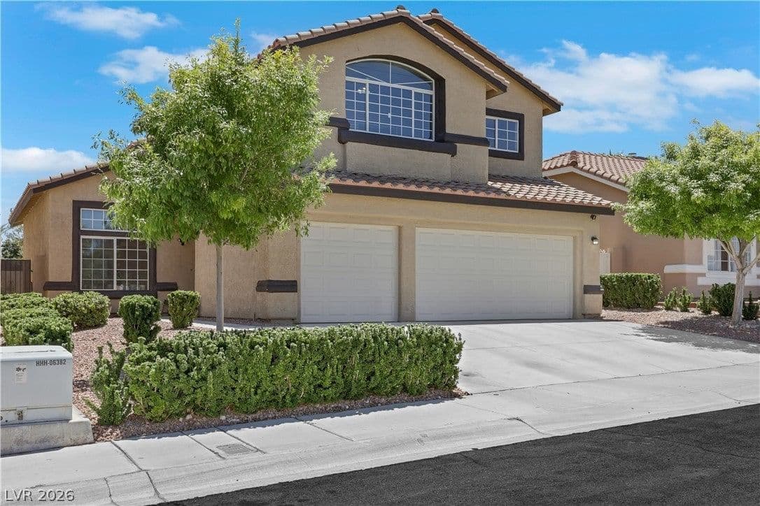 9229 Valador Avenue photo 2