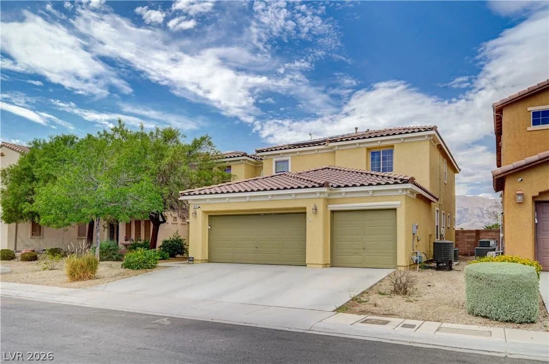 1812 La Calera Avenue photo 2