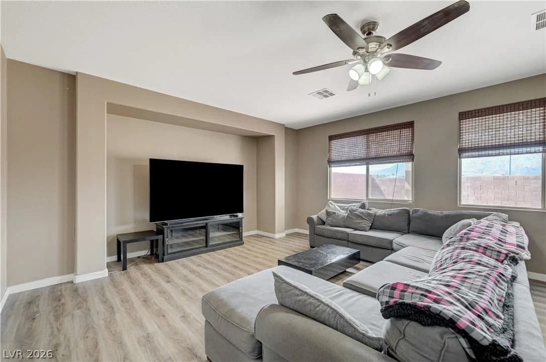 1812 La Calera Avenue photo 4