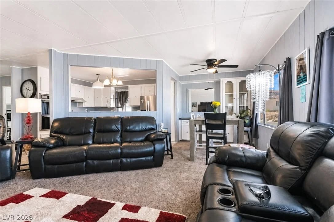 685 Mount Bona Way photo 3