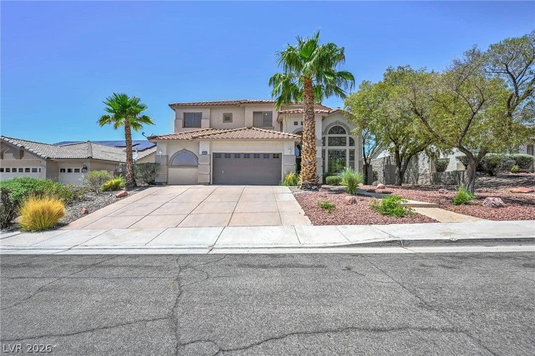 1327 Autumn Wind Way photo 3