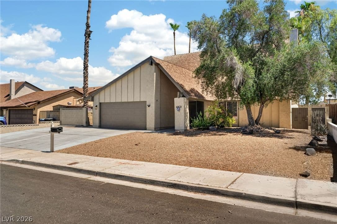 4431 El Campana Way photo 4