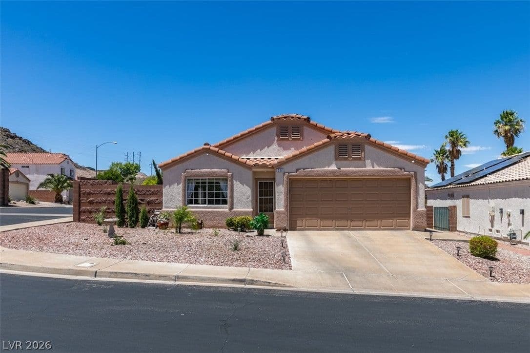 217 Nautical Street photo 3