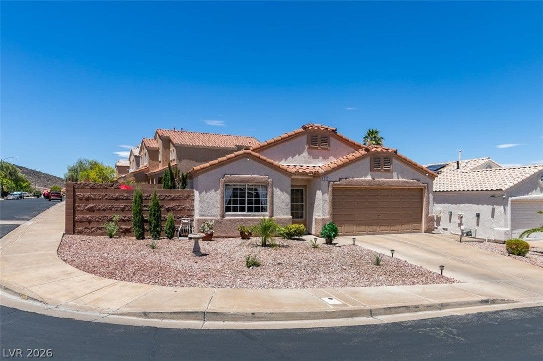217 Nautical Street photo 4