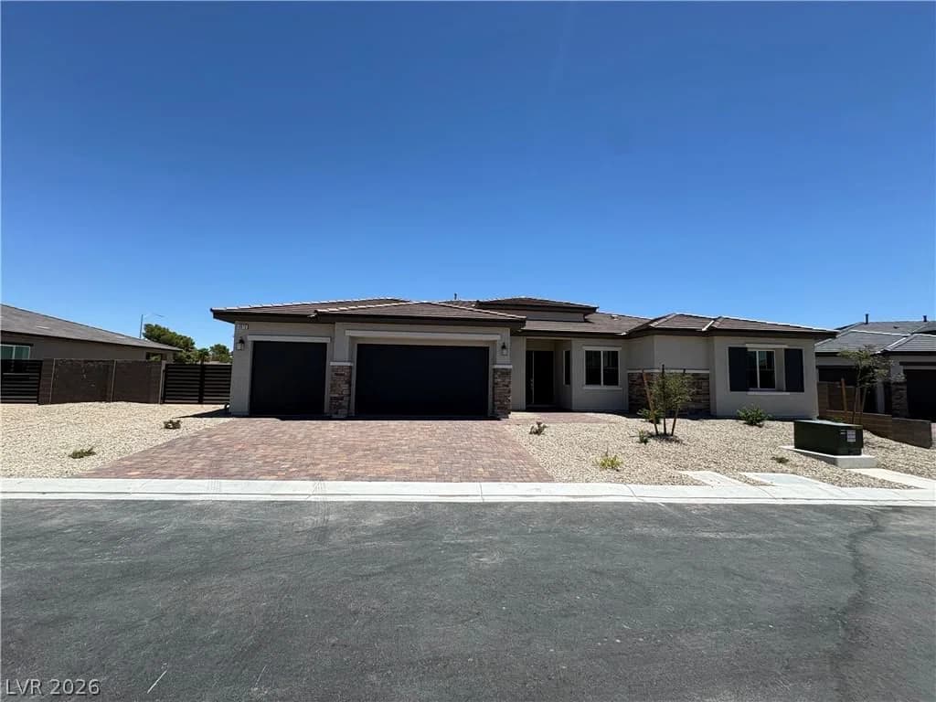 4876 Verde Mesa Court photo 2