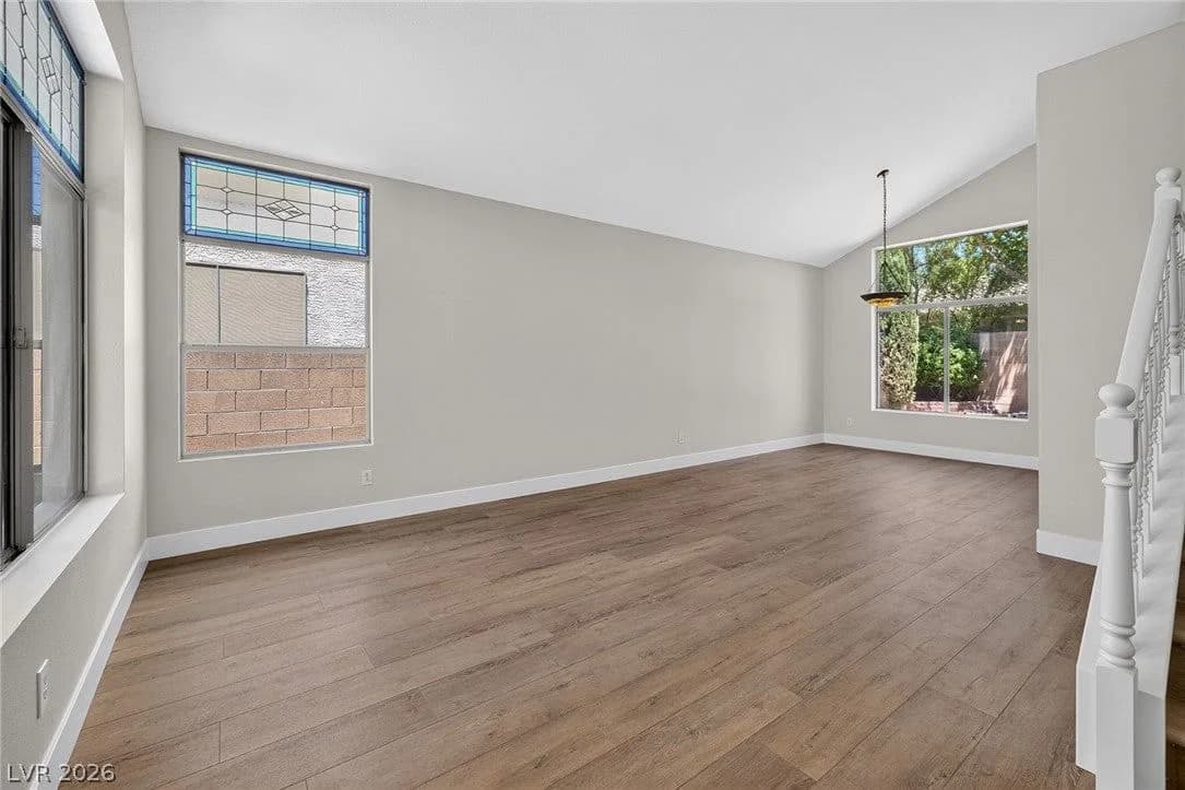 6324 Citrine Avenue photo 4
