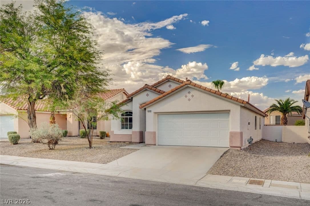 9844 Lenox Crest Place photo 4