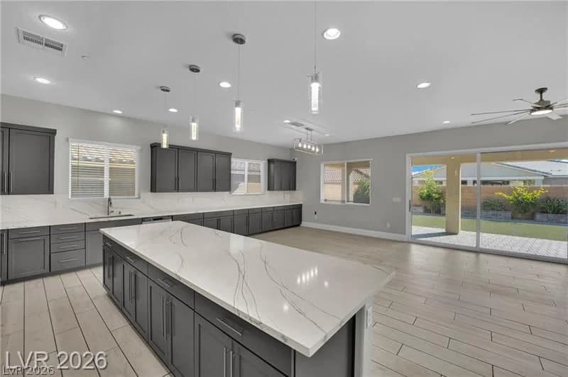 10937 Krista Leigh Avenue photo 5