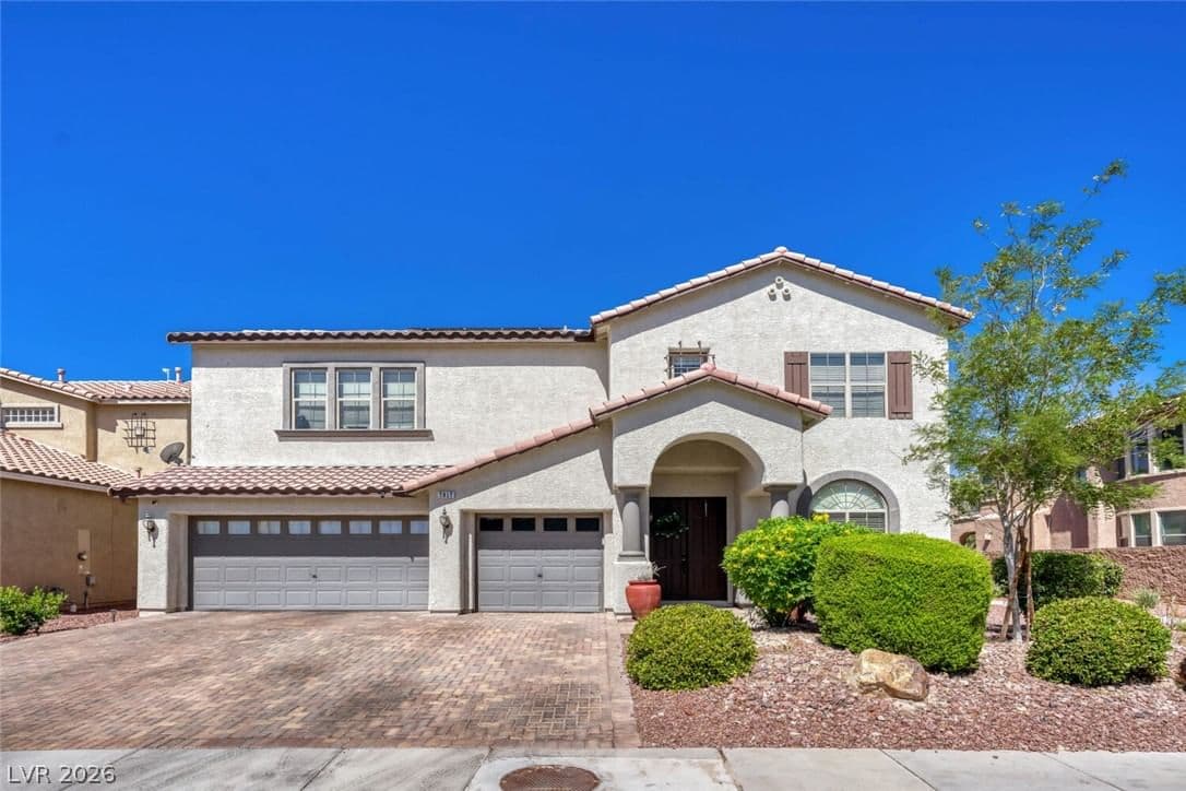 7017 Puetollano Drive photo 2