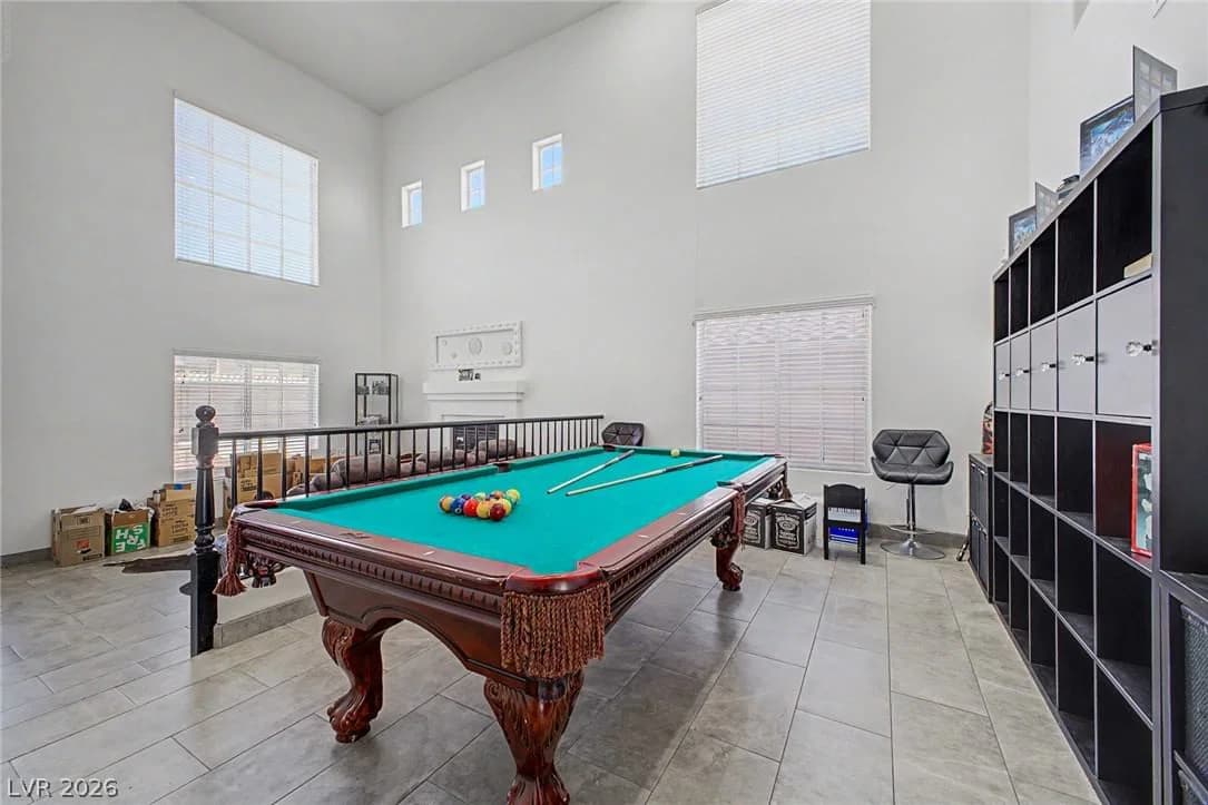 8633 Vivid Violet Avenue photo 5