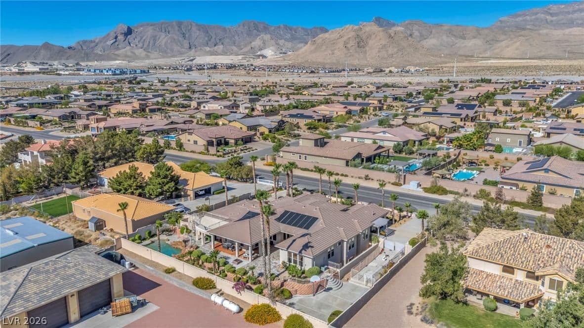 5960 Michelli Crest Way photo 2