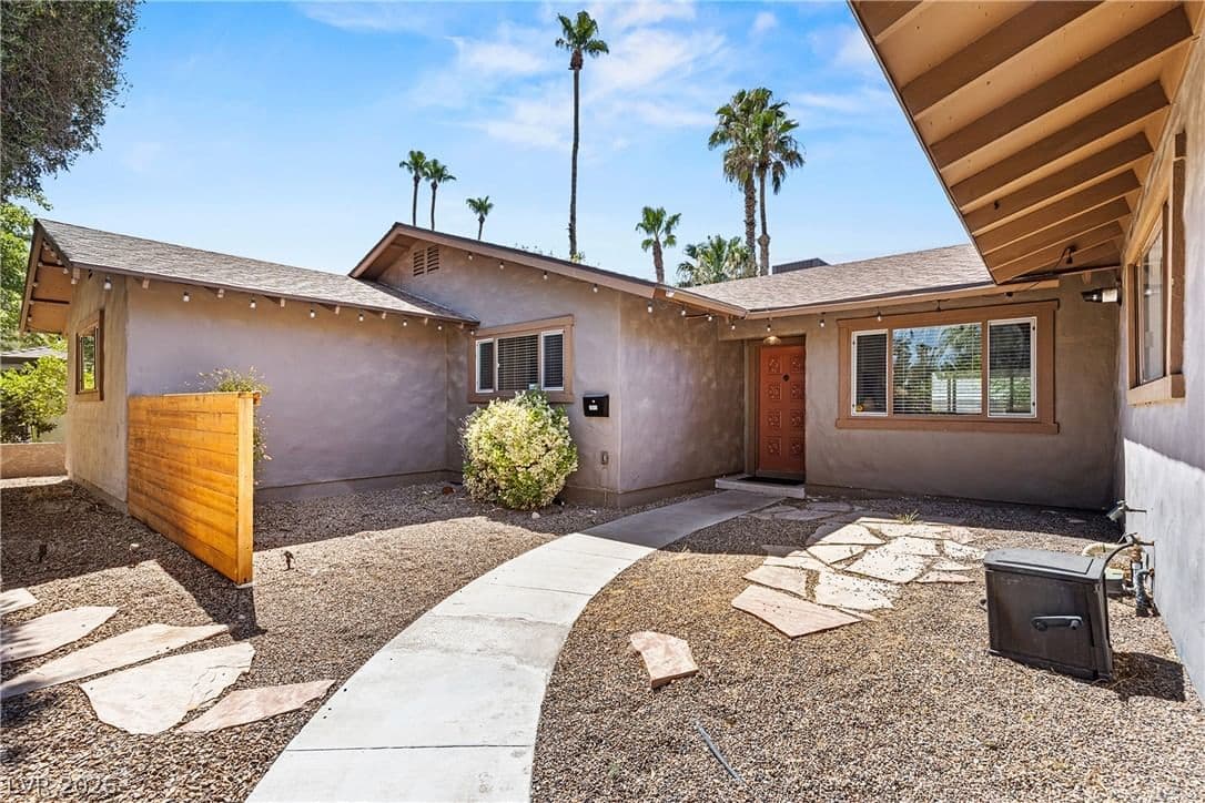 2813 Bryant Avenue photo 3